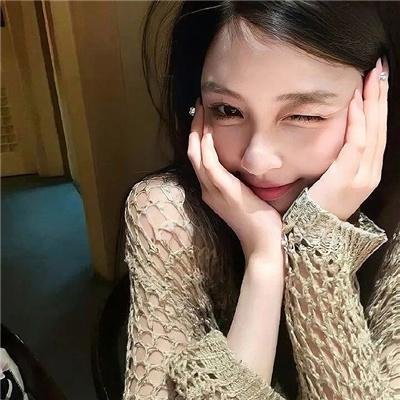《三女怀春》封面