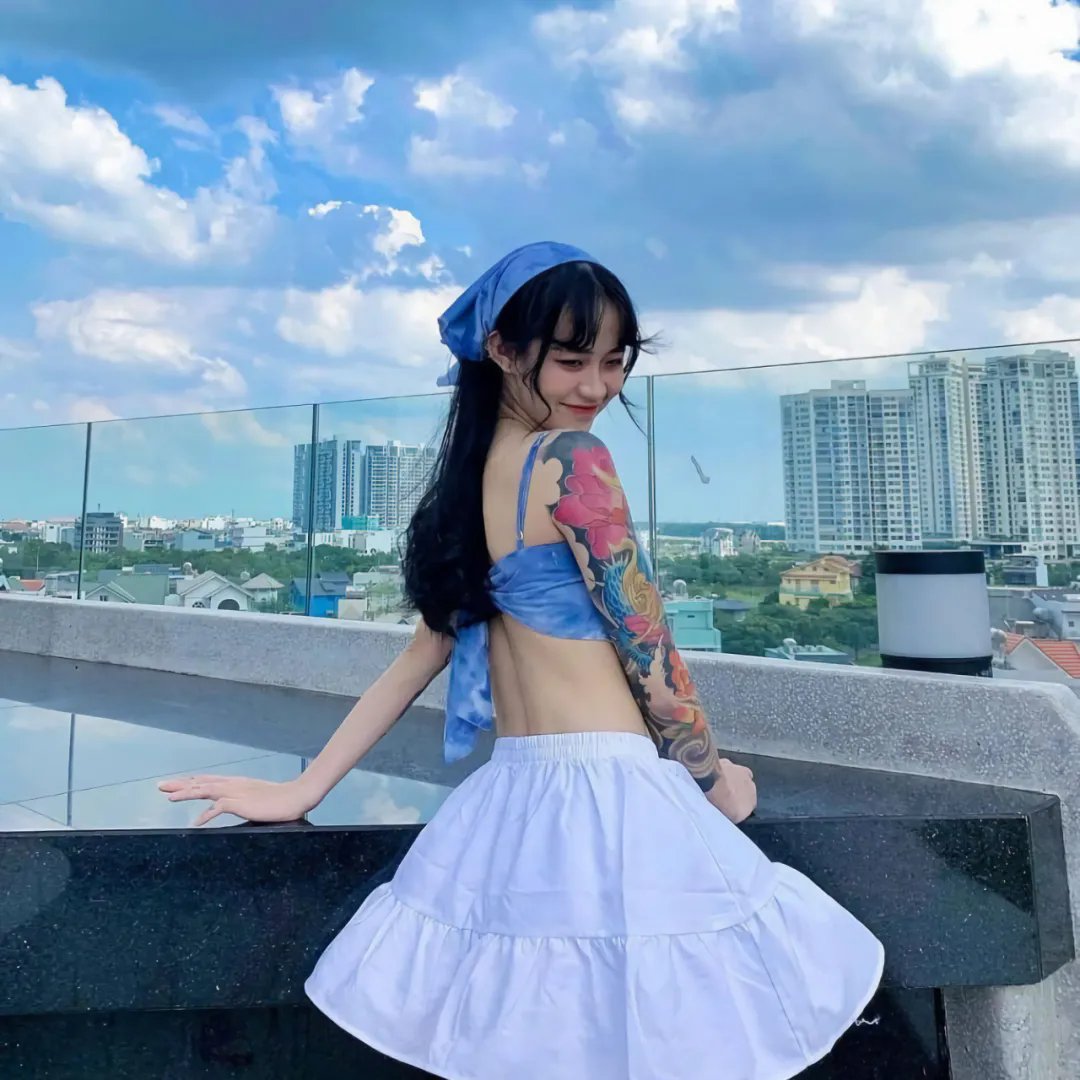 《魔法圣女》封面
